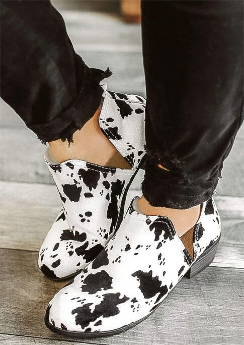 Cow Low-Heeled Round Toe Ankle Boots - White, 487829
Cow Low-Heeled Round Toe Ankle Boots - White, 487829