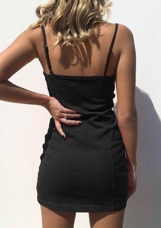 spaghetti strap black bodycon dress