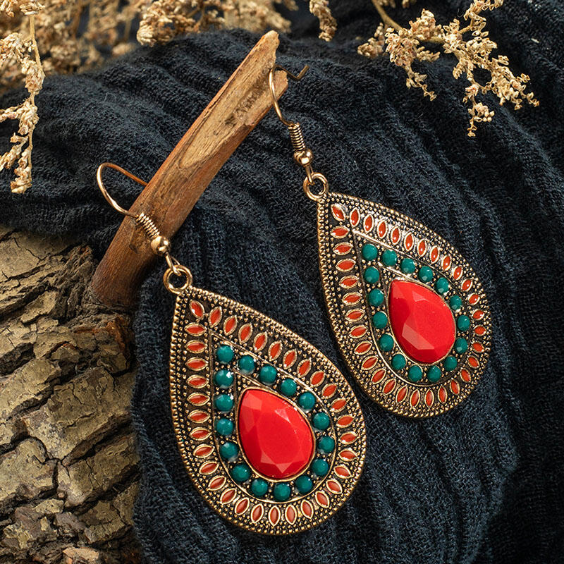 

Bohemian Faux Emerald Ruby Water Drop Shaped Earrings, Red, 462252