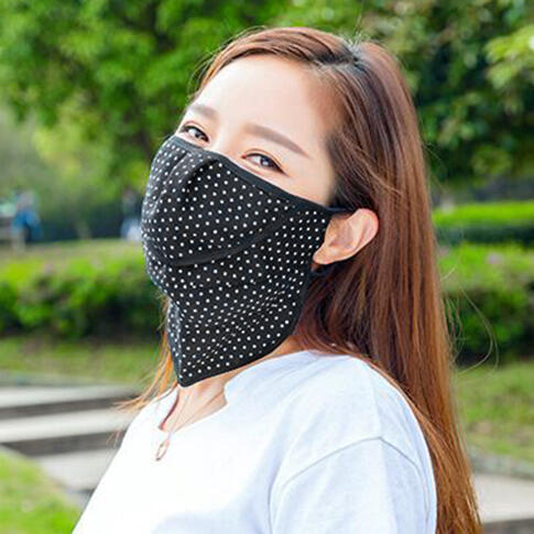 

Anti-Dust Breathable Anti-Sunburn Polka Dot Face Mask, Black;pink;purple, 466172