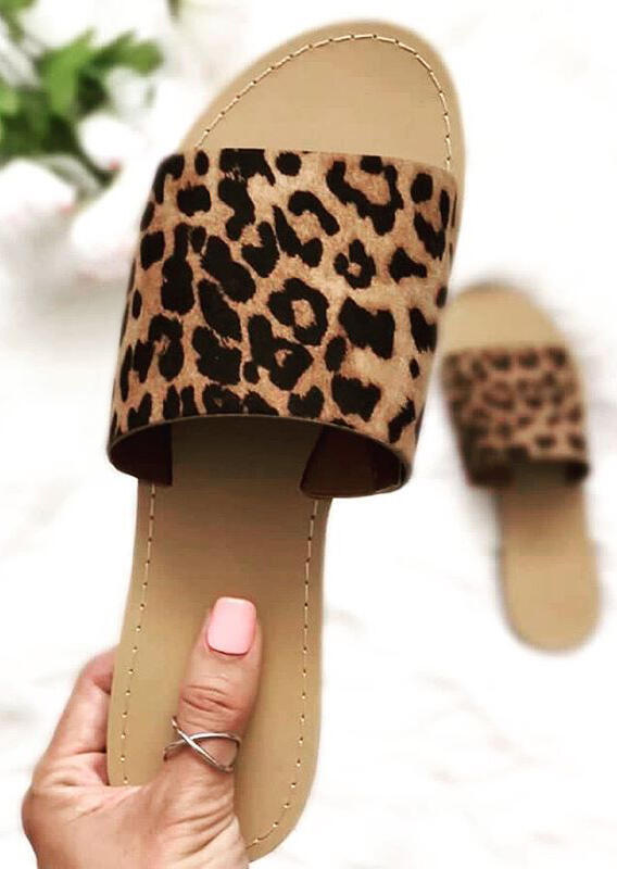 Leopard Slip On Flat Sandals - Bellelily