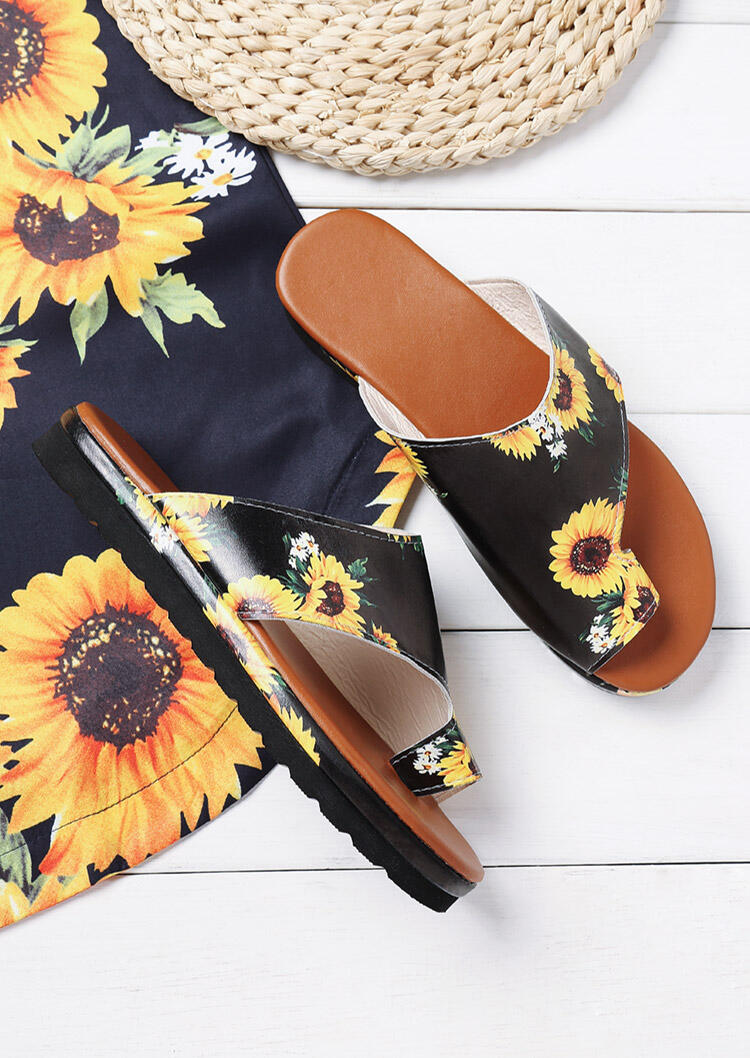 

Sunflower Round Toe Flat Slippers, Multi, 469605