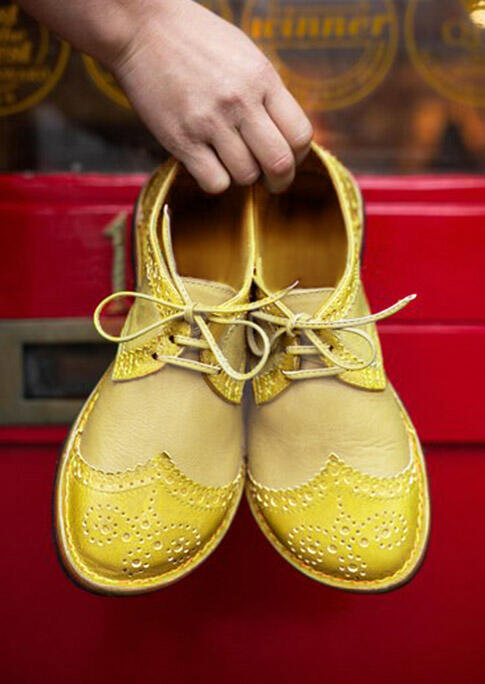 

Vintage Lace Up Round Toe Flat Sneakers - Yellow, 479602