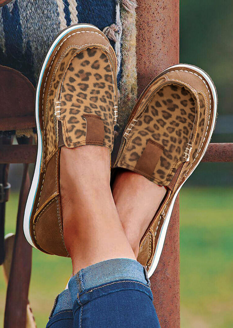 

Leopard Splicing Round Toe Flat Sneakers, Multicolor, 481740
