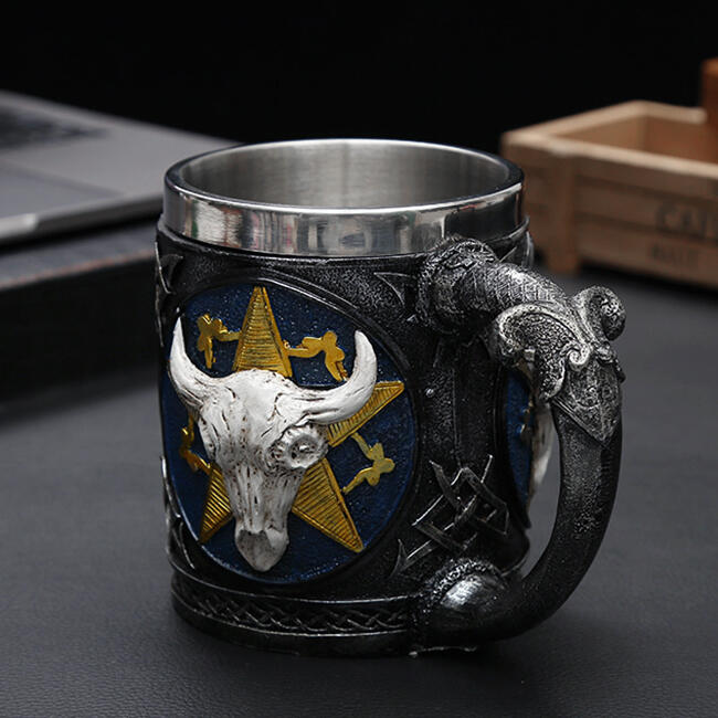 

Creative Collection Craft Star Steer Skull Beer Stein Cup, Multicolor, 484112