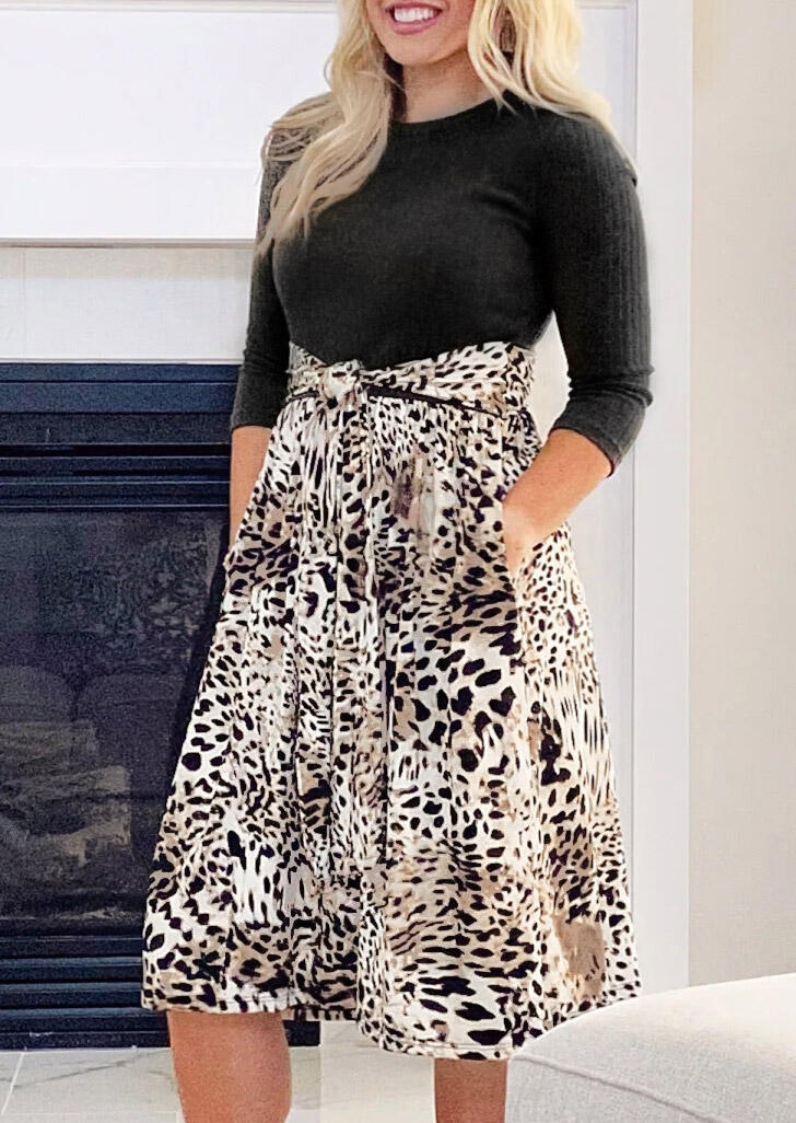 

Knitted Leopard Splicing Tie Front Pocket Casual Dress, 484181