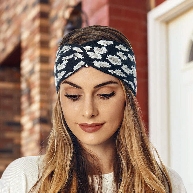 

Leopard Twist Knitted Wide Headband, Black, 486865