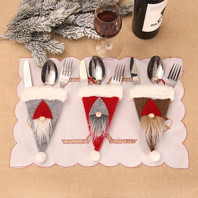 

Christmas Gnomies Cutlery Storage Plush Cover Bag, Coffee, 487518