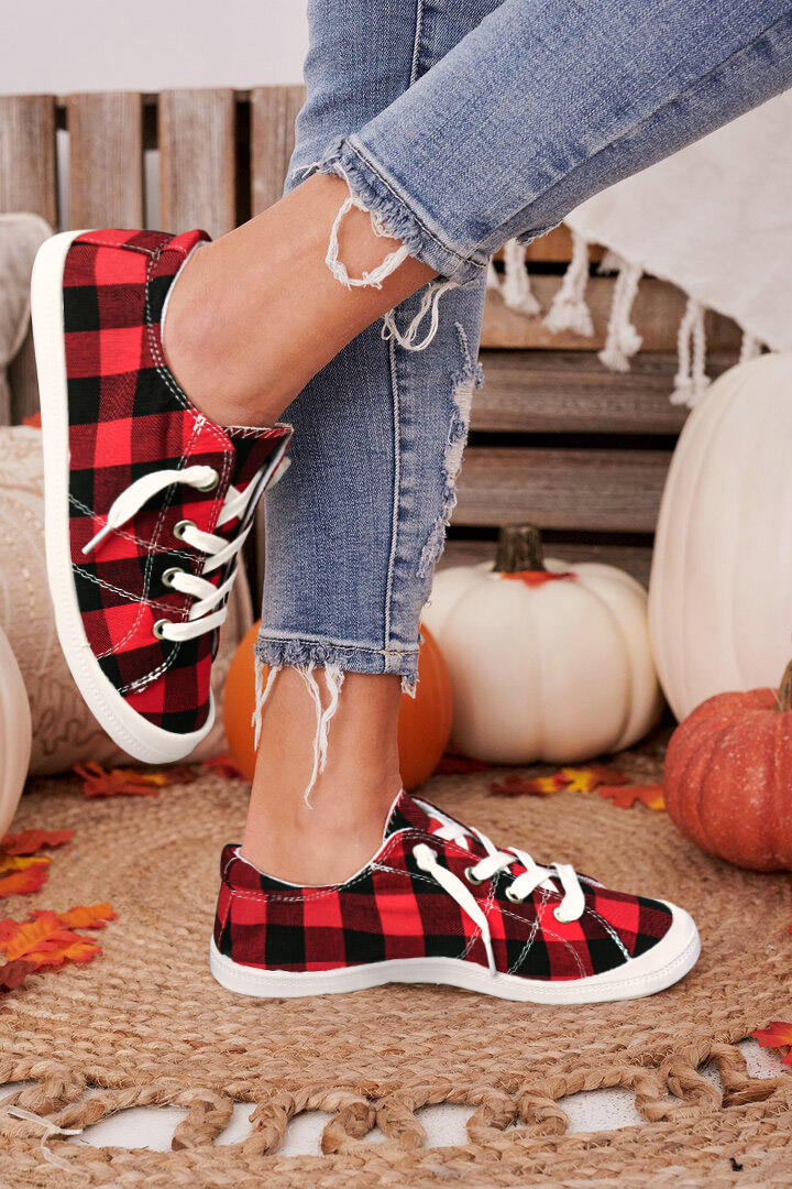 

Buffalo Plaid Lace Up Flat Canvas Sneakers - Red, 488317