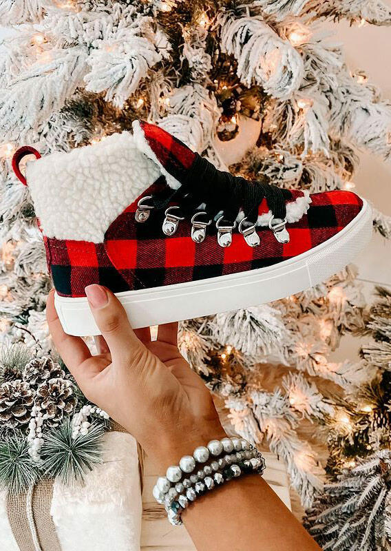 

Buffalo Plaid Plush Lace Up Flat Sneakers - Red, 491807