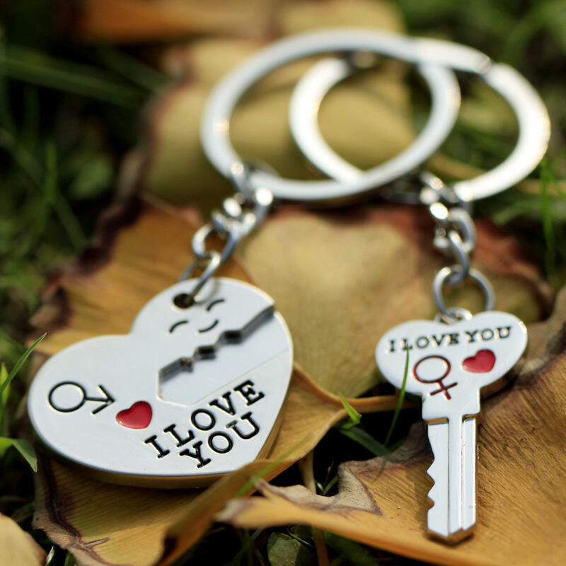 

2Pcs Valentine Key Heart Smile Face I Love You Keychain, Silver, 492698