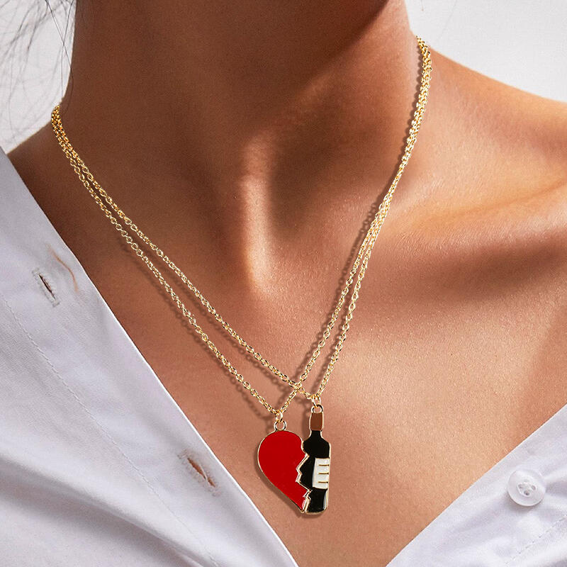 

Heart And Wine Bottle Yin Yang Necklace Set - Gold, 493383