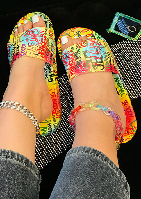 

Summer Graffiti Style Fashion Flat Slippers, Multicolor, 503663