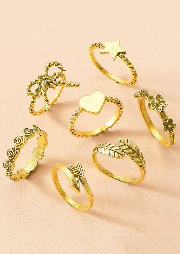 7Pcs Heart Bowknot Floral Star Feather Ring Set