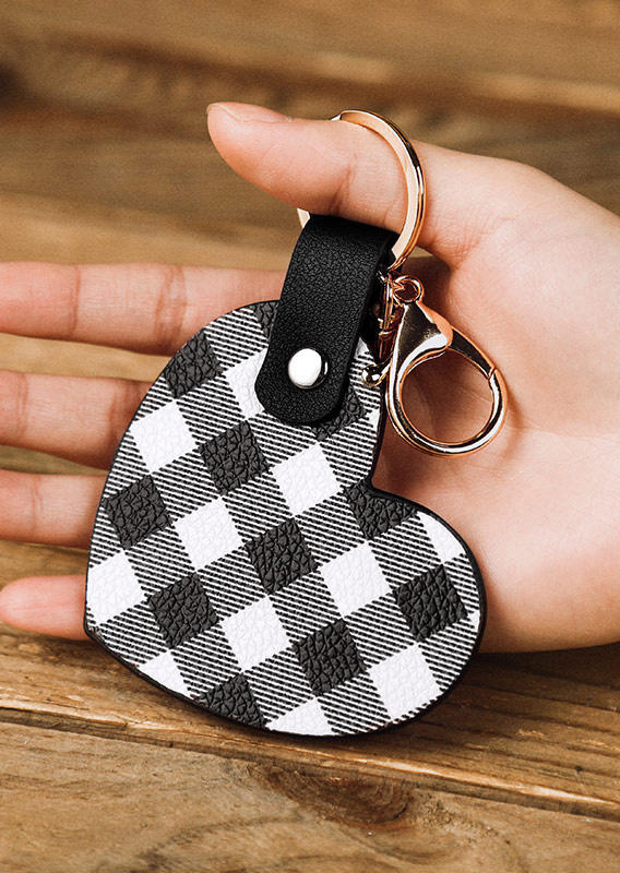 

Buffalo Plaid Heart PU Leather Keychain, White, 494594