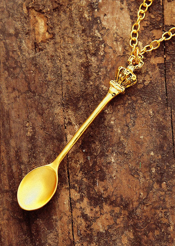 

Classical Crown Spoon Pendant Necklace, Gold, 495717