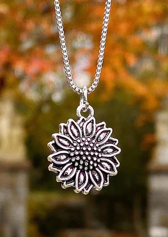 

Vintage Sunflower Pendant Necklace, Silver, 497307
