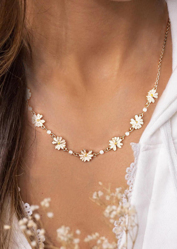 

Daisy Pearls Alloy Choker Necklace - Gold, 502219