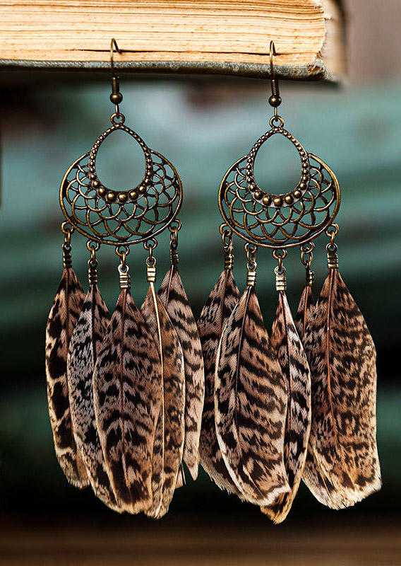 

Leopard Feather Hollow Out Alloy Earrings, 493928