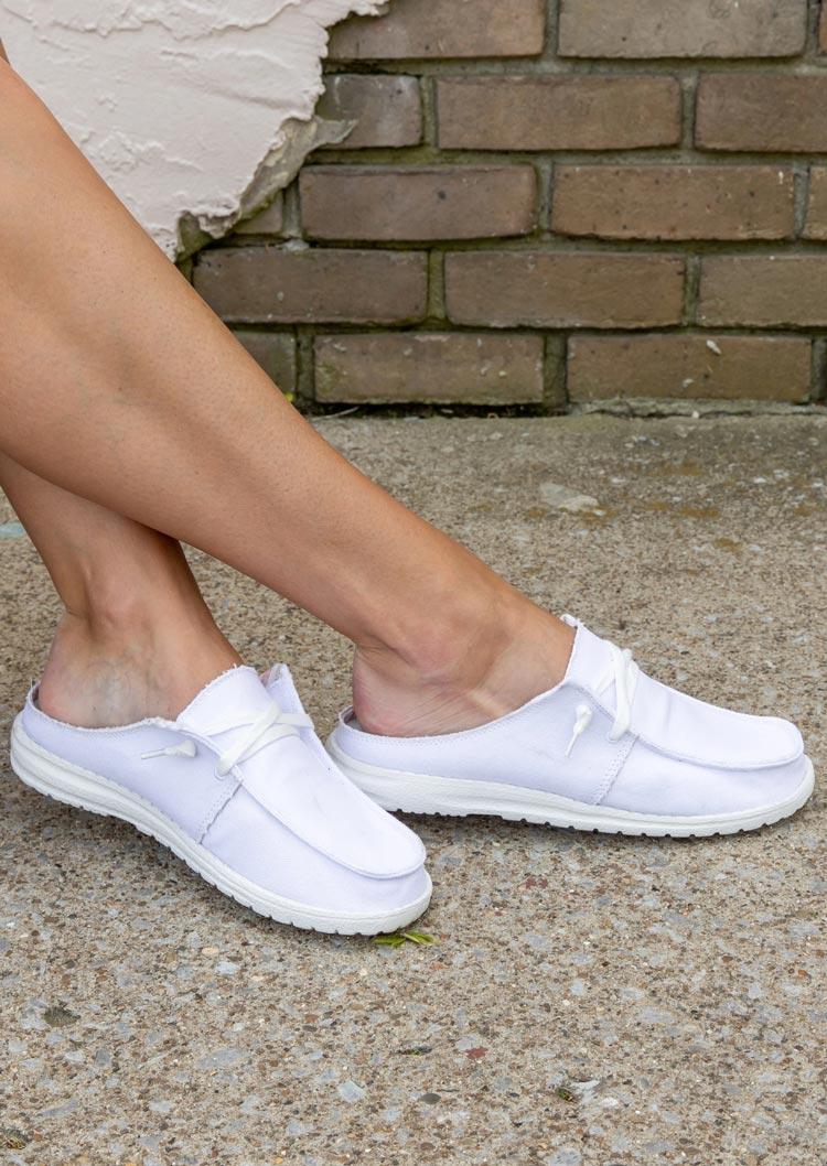 round toe white sneakers