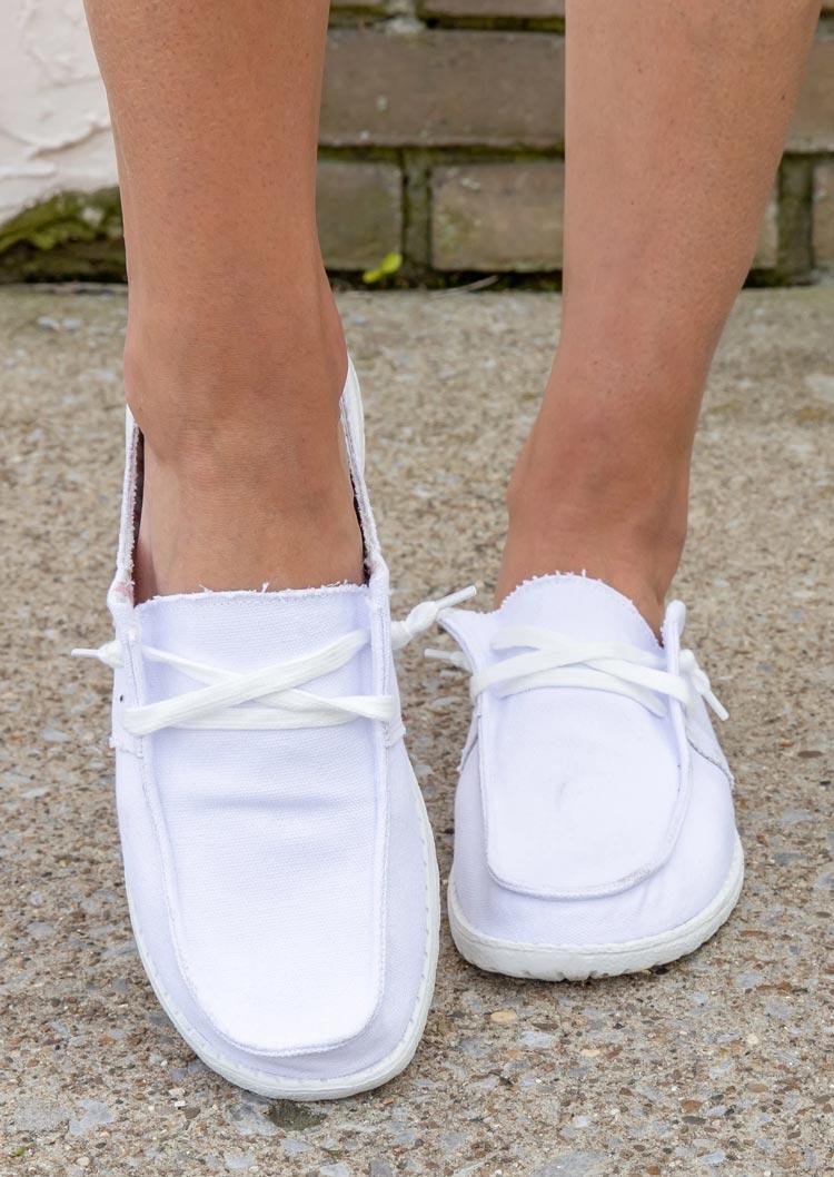 round toe white sneakers
