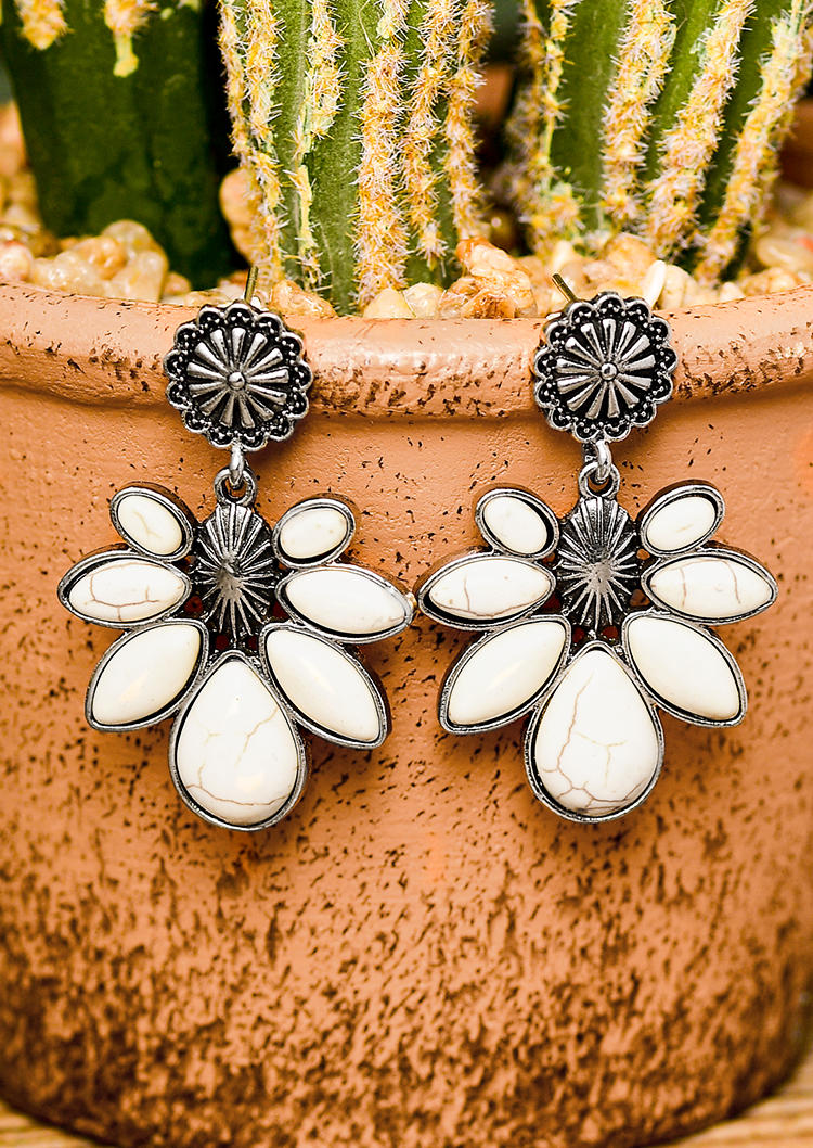 

Bohemian Turquoise Floral Stud Earrings, Beige, 508225