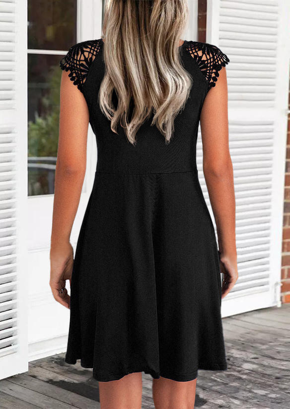 Hollow Out Lace Splicing Wrap Mini Dress - Black