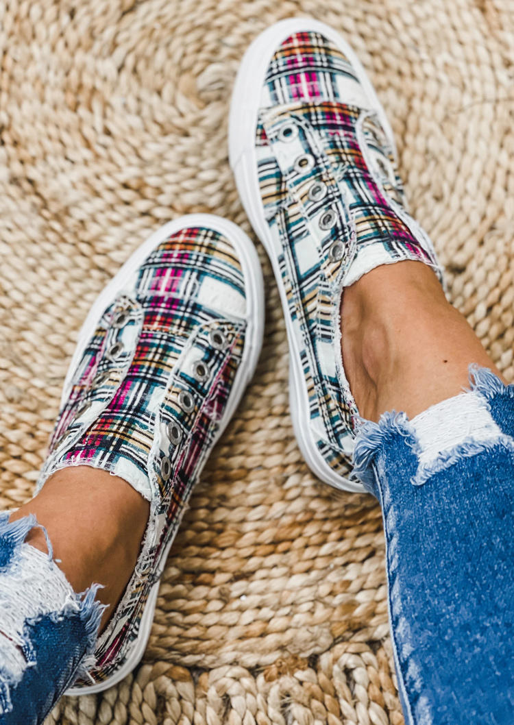 

Cream Ivy League Plaid Slip On Round Toe Sneakers, Multicolor, 510805
