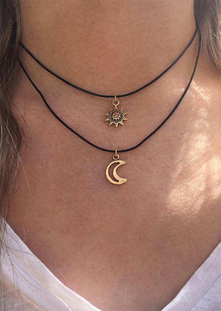

2Pcs Hollow Out Moon Sun Pendant Necklace Set, Gold;silver, 510729