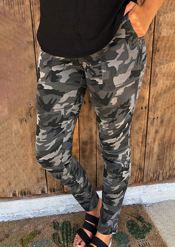 

Camouflage Pocket Button Pants, 512322