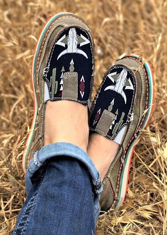

Geometric Slip On Round Toe Flat Sneakers - Brown, 513063