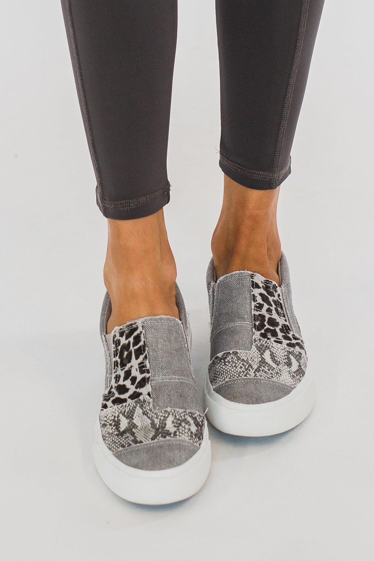 

Leopard Snake Skin Camouflage Splicing Flat Canvas Sneakers - Gray, 491697
