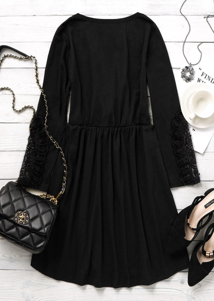 Hollow Out Lace Splicing Wrap Mini Dress - Black