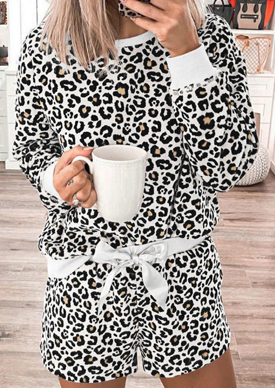 

Leopard Blouse And Drawstring Pants Pajamas Set, 515539