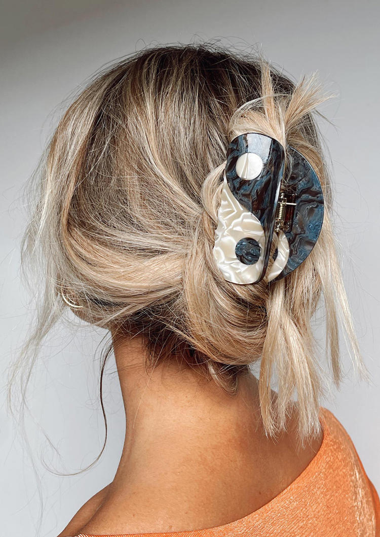 

Color Block Yin Yang Hair Clip, Black, 519689