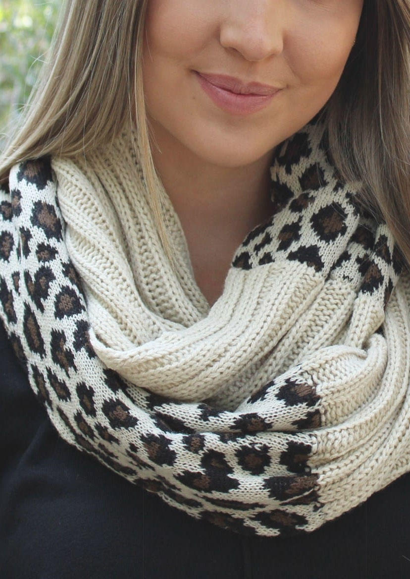 

Leopard Soft Warm Thickened Knitted Scarf, White, 520484