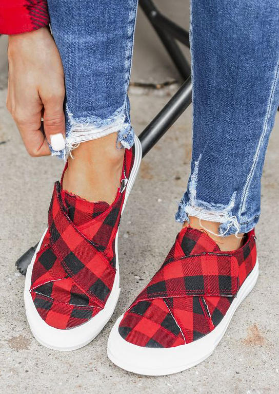 

Christmas Buffalo Plaid Criss-Cross Sneakers - Red, 522879
