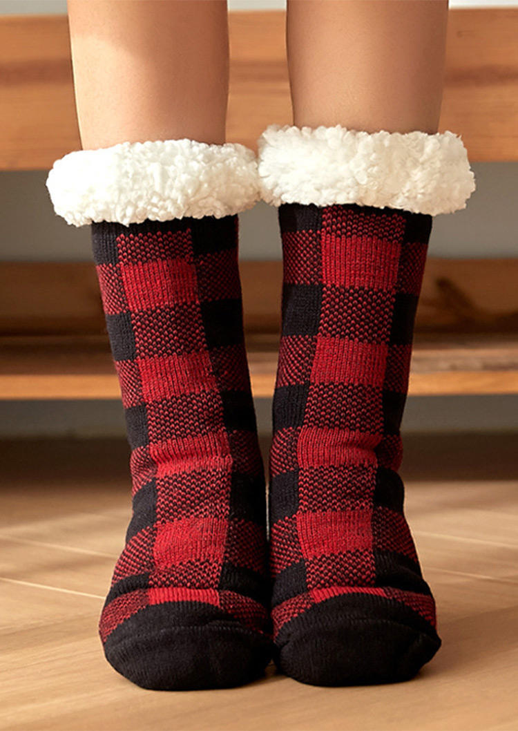 

Plaid Thickened Fleece Warm Crew Socks, Red, 524087