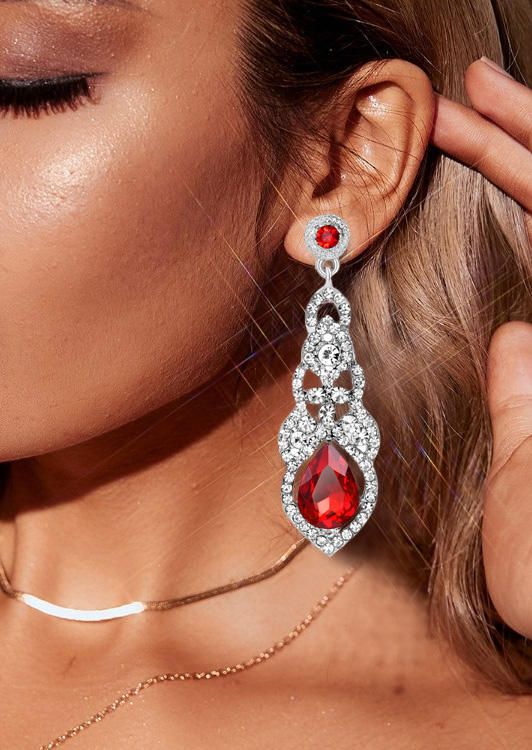 

Rhinestone Cut Out Stud Earrings, Red, 524690