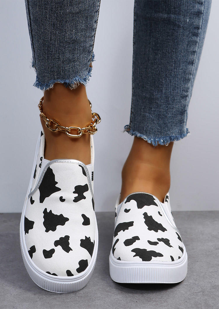 

Cow Round Toe Flat Sneakers - White, 525513