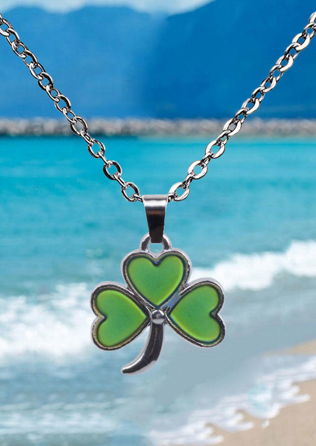 

St. Patrick's Day Shamrock Necklace, Green, 530611