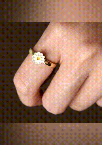 

Daisy Alloy Rotatable Ring, Multicolor, 534288
