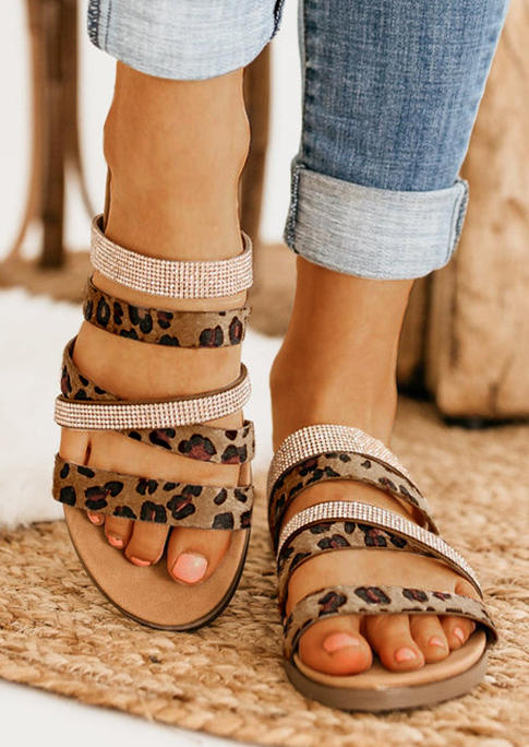 

Leopard Criss-Cross Slip On Flat Slippers, 532924