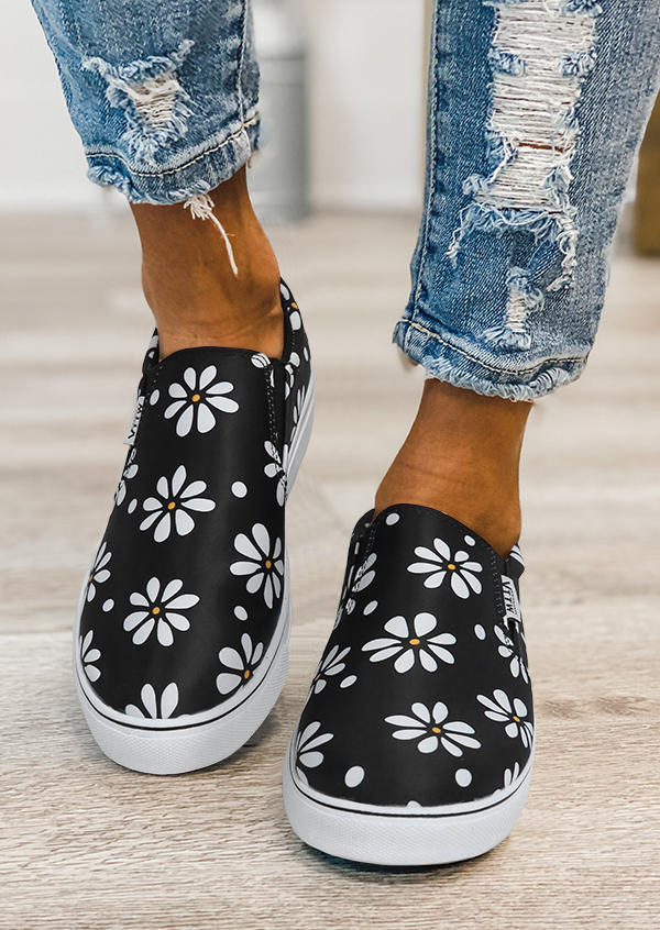 

Daisy Slip On Round Toe Flat Sneakers - Black, 535694