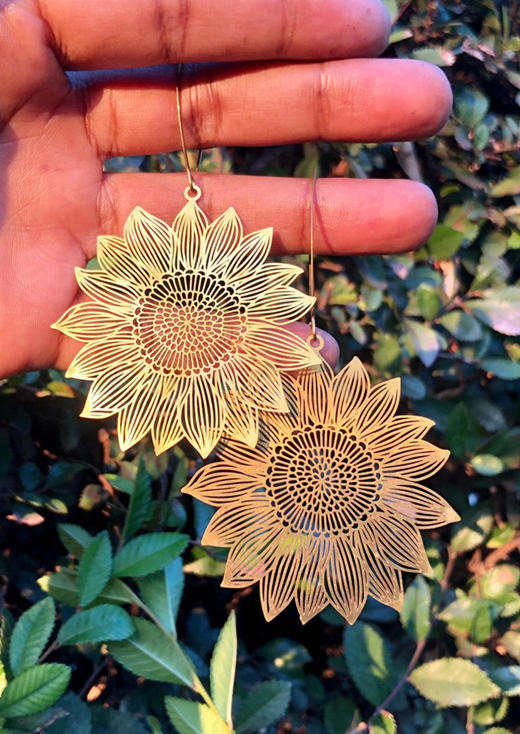 

Sunflower Hollow Out Alloy Earrings, Gold, SCM001748