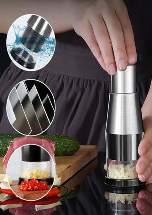 

Pressed Garlic Stainless Steel Chopper, Black, SCM003023