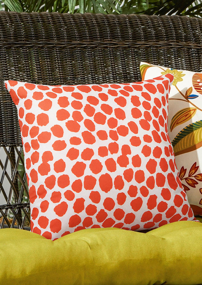 

Irregular Dot Pillowcase without Pillow, Orange, SCM002192