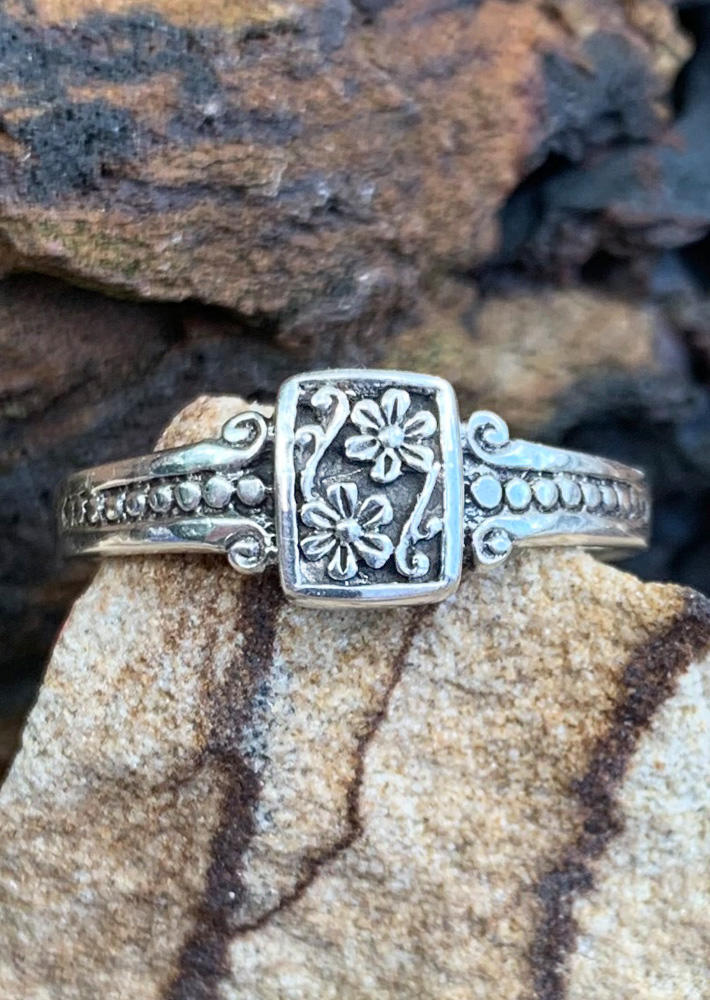 

Vintage Floral Alloy Ring, Silver, SCM002717