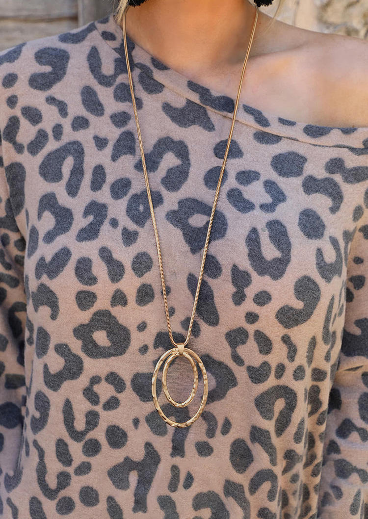 Oval Alloy Pendant Necklace