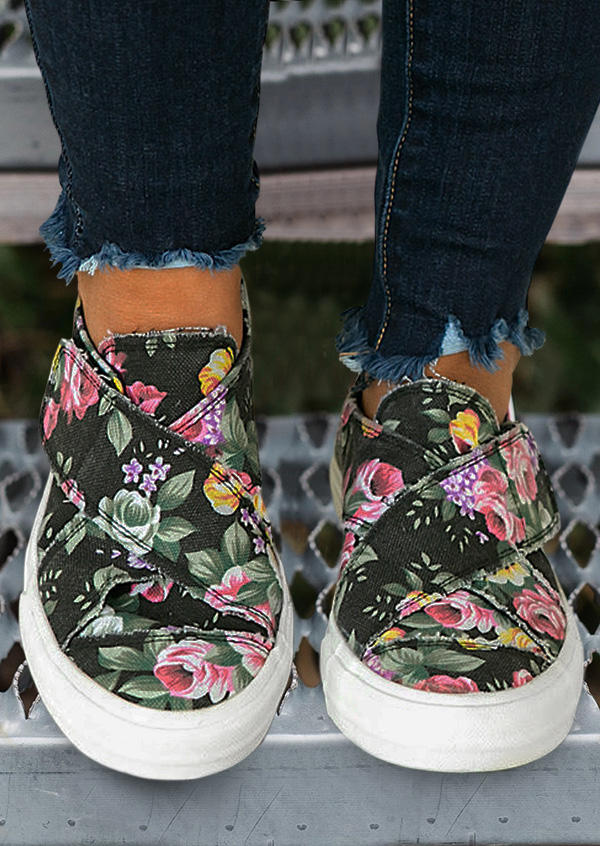 

Criss-Cross Floral Slip On Flat Sneakers, Multicolor, SCM004699